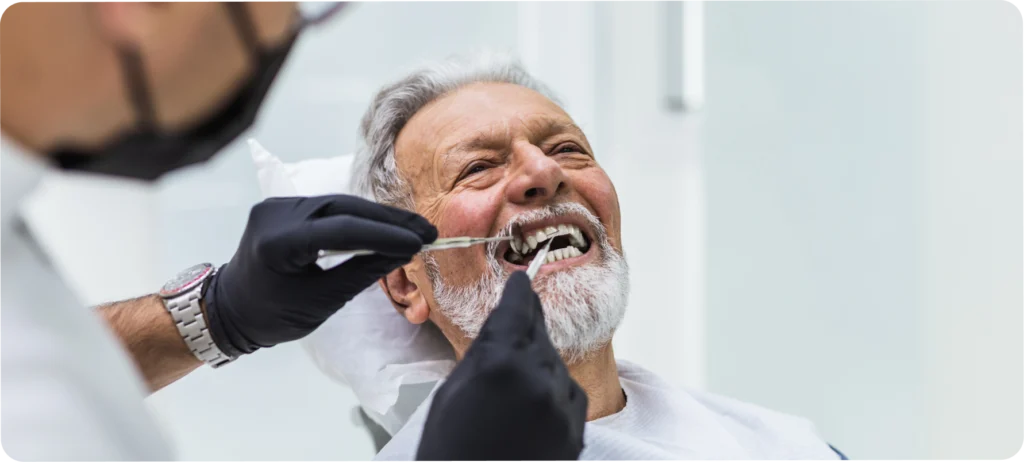Choix de la teinte des facettes pour un patient, dentiste à Strasbourg