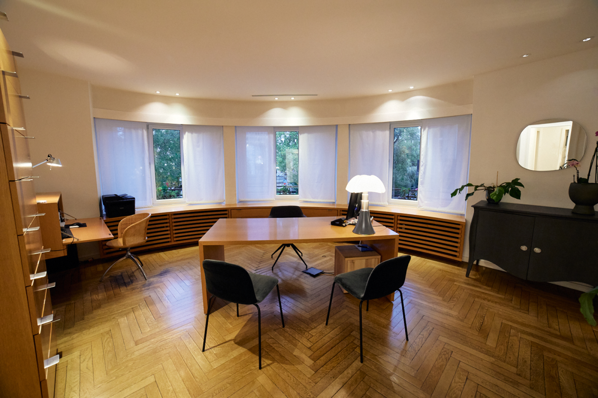 Salle de soins lumineuse du cabinet dentaire à Strasbourg